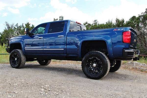 2016 CHEVROLET 2500 LTZ*DURAMAX*LIFTED*TOYOS*RANCH HANDS*AMP STEPS!! for sale in Liberty Hill, TX – photo 4