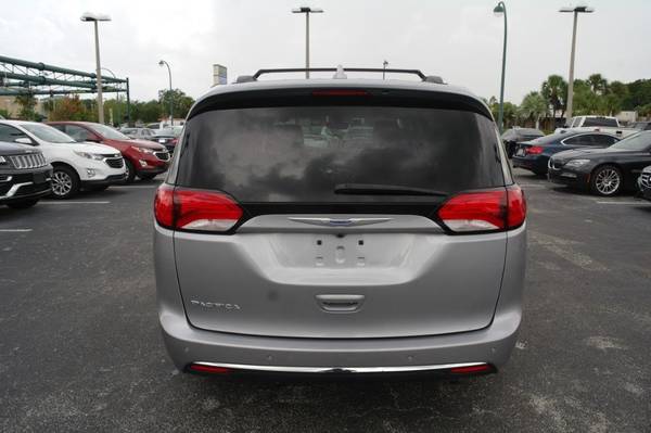 2018 Chrysler Pacifica Touring-L $729 DOWN $85/WEEKLY for sale in Orlando, FL – photo 7