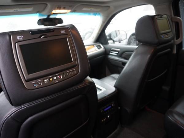 2013 Cadillac Escalade - cars & trucks - by dealer - vehicle... for sale in Holland , MI – photo 11