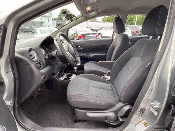2015 Nissan Versa Note SV hatchback Gray - - by dealer for sale in Goldsboro, NC – photo 11