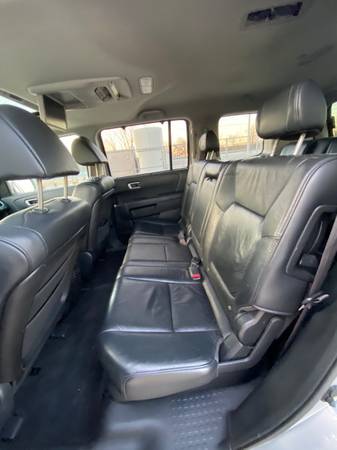 2011 Honda Pilot Touring 4WD ! 1 OWNER ! - - by for sale in Brooklyn, NY – photo 20