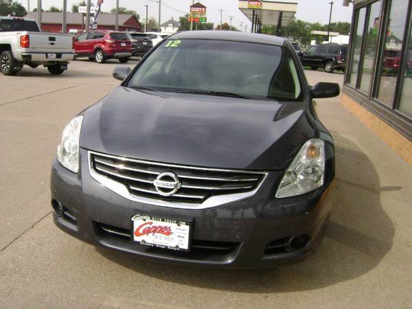 2012 Nissan Altima 2.5 S hatchback Gray - cars & trucks - by dealer... for sale in Marengo, IA – photo 3
