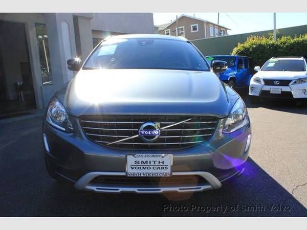 2017 Volvo XC60 T5 FWD Dynamic VERY LOW MILES - cars & trucks - by... for sale in San Luis Obispo, CA – photo 8