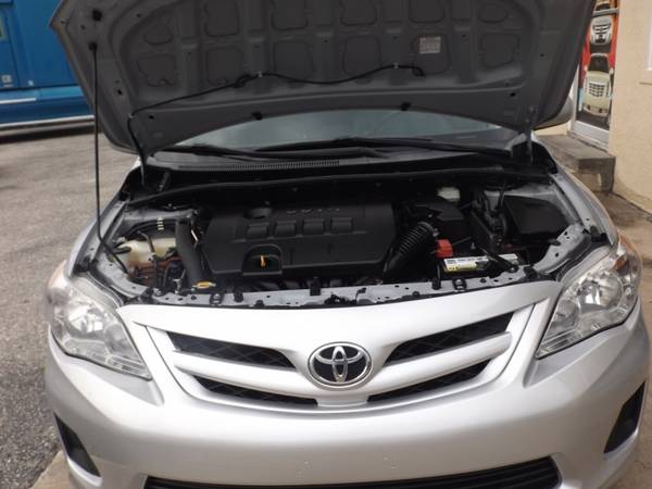 2013 Toyota Corolla 4dr Sdn Auto L with Dual front airbags... for sale in Fort Myers, FL – photo 10