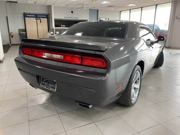 2013 Dodge Challenger SXT Plus - - by dealer - vehicle for sale in Springfield, IL – photo 7