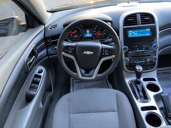 2014 CHEVY MALIBU ALL OPTION EXCEL IN/OUT! 125K LOOKS/RUNS NEW! -... for sale in Copiague, NY – photo 3