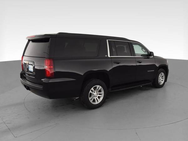 2019 Chevy Chevrolet Suburban LT Sport Utility 4D suv Black -... for sale in Fort Myers, FL – photo 11