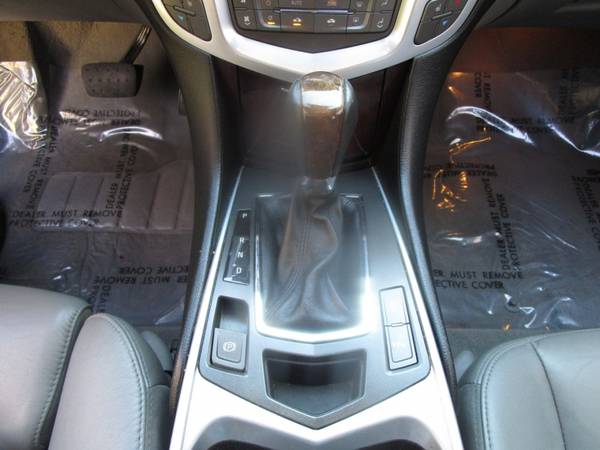 2010 Cadillac SRX Luxury Collection - NAVI - REAR CAMERA - PANORAMIC... for sale in Sacramento , CA – photo 13