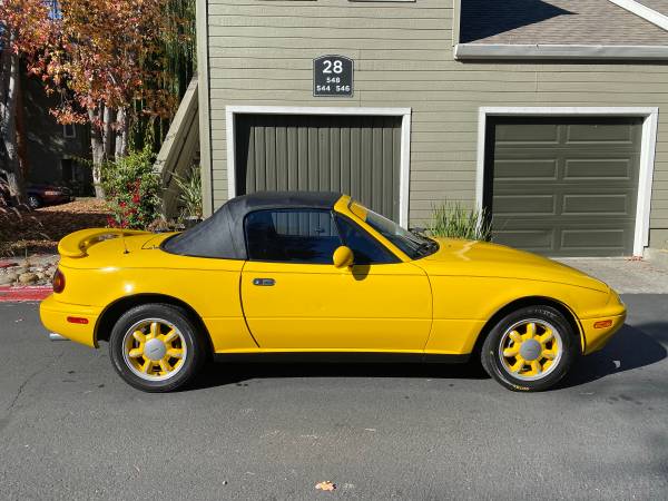 1992 Mazda Miata (Only-70K-Original) Garage-Kept (Time-Capsule) -... for sale in Pleasant Hill, CA – photo 12