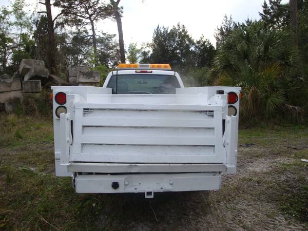 2007 Chevy Silverado 2500 Utility w/lift gate for sale in Homosassa Springs, FL – photo 3
