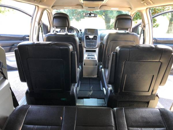 2014 CHRYSLER TOWN AND COUNTRY LIMITED: LOADED - - by for sale in Woodbury, TN – photo 7