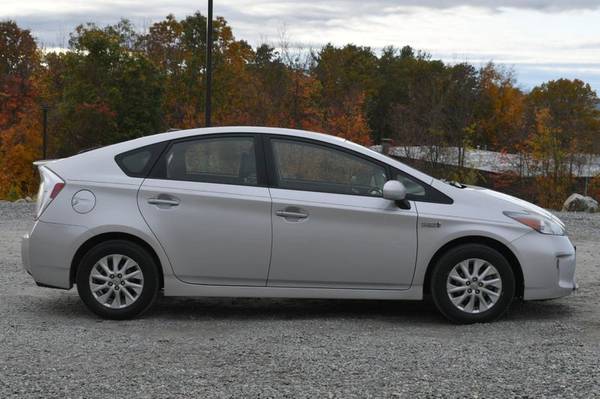2013 *Toyota* *Prius* *Plug-In* - cars & trucks - by dealer -... for sale in Naugatuck, CT – photo 6