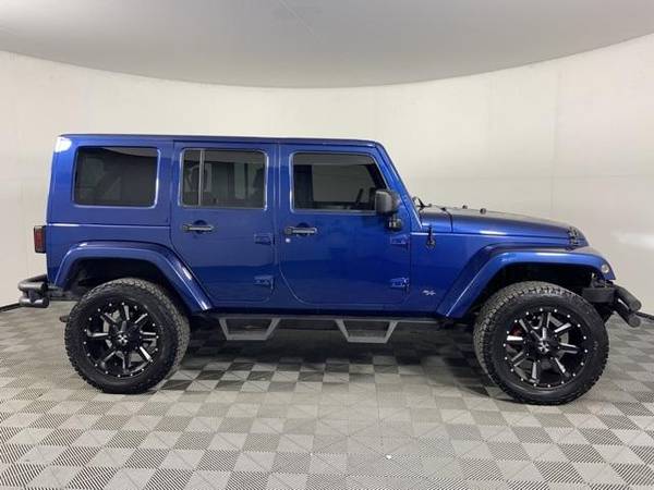 2010 Jeep Wrangler Unlimited Sahara Stop In Save ! for sale in Gladstone, OR – photo 7