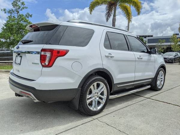 2017 Ford Explorer Oxford White Unbelievable Value! - cars & for sale in Naples, FL – photo 4