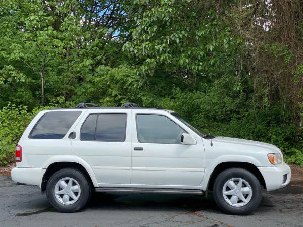 2001 Nissan Pathfinder 4x4 4WD LE 4dr SUV - - by for sale in Seattle, WA – photo 4