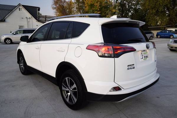 2018 Toyota RAV4 - Financing Available! - cars & trucks - by dealer... for sale in Murfreesboro, TN – photo 3