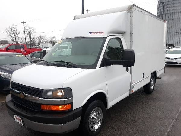 2018 Chevrolet Express Commercial Cutaway 2d Chassis Van 139 WB SRW... for sale in Hamler, IN – photo 3