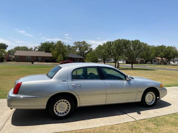 >>> $500 DOWN *** 2000 LINCOLN TOWN CAR EXECUTIVE *** EASY APPROVAL... for sale in Lubbock, TX – photo 6