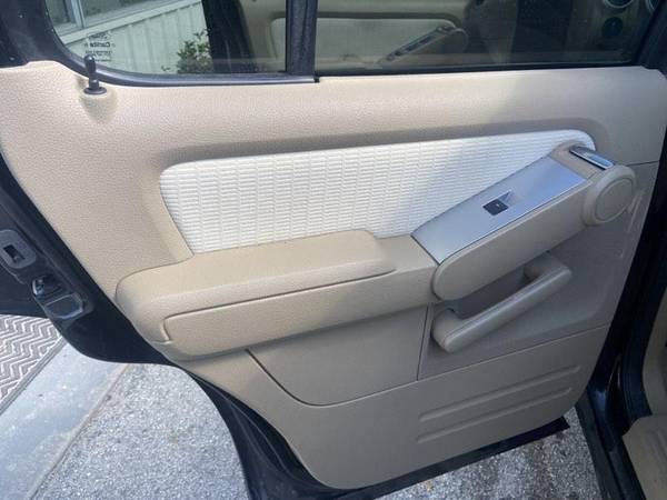 2008 Mercury Mountaineer Luxury - - by dealer for sale in TAMPA, FL – photo 21