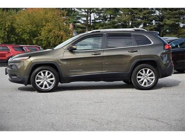 2015 Jeep Cherokee Limited 4x4 4dr SUV - SUV - cars & trucks - by... for sale in Fair Haven, NY – photo 3
