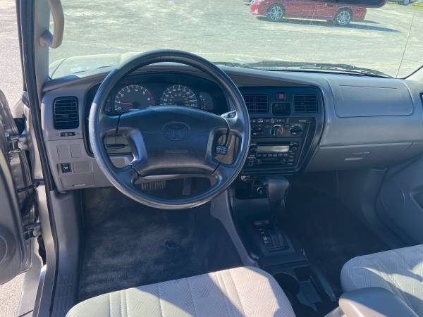 2002 Toyota 4Runner - - by dealer - vehicle automotive for sale in Greenbrier, AR – photo 8