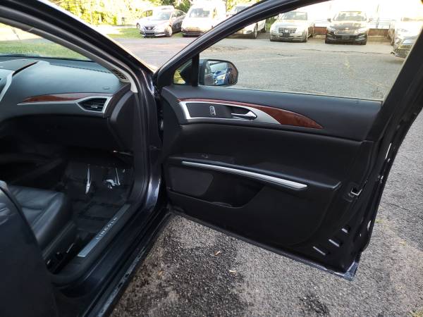 2013 Lincoln MKZ AWD 52K *Panoramic Roof**LOADED**~Finance Available~ for sale in East Windsor, CT – photo 12