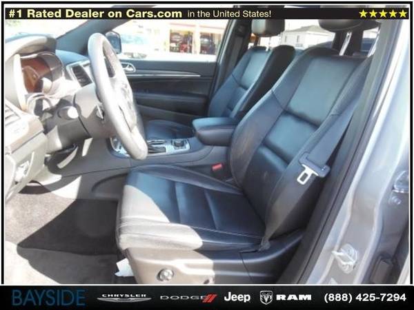 2017 Jeep Grand Cherokee Limited 4x4 suv Billet Silver Metallic for sale in Bayside, NY – photo 14