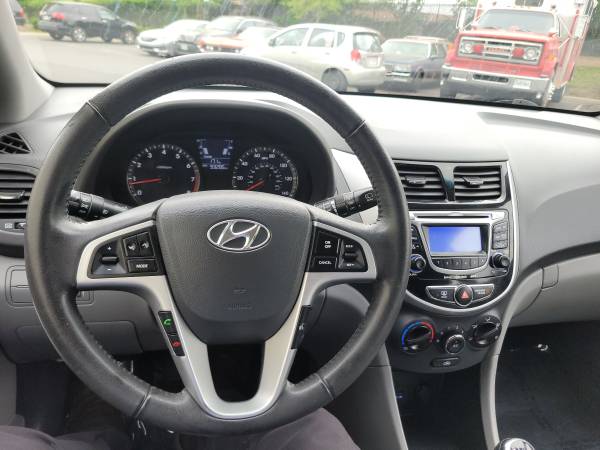 2012 Hyundai Accent SE - - by dealer - vehicle for sale in Sterling, District Of Columbia – photo 14