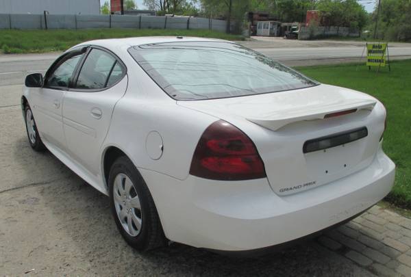 LIKE NEW!*2008 PONTIAC GRAND PRIX"SE"*LEATHER*MOONROOF*RUST FREE*CLEAN for sale in Waterford, MI – photo 9