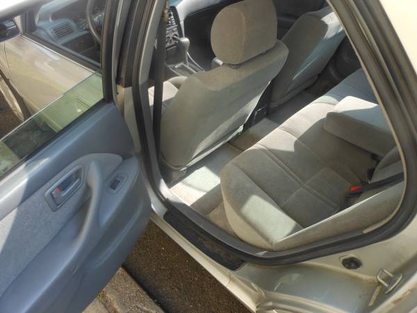 2001 Toyota Camry LE ( VERY * LOW * MILES ) 49,000 for sale in College Point, NY – photo 9