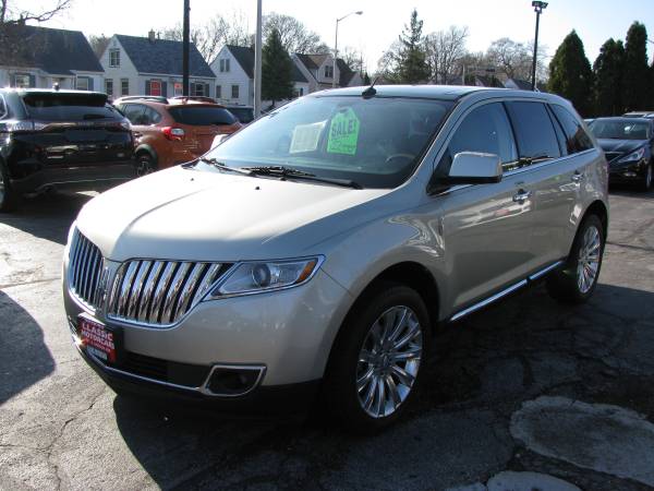 2011 Lincoln Mkx Base 3.7l - cars & trucks - by dealer - vehicle... for sale in milwaukee, WI – photo 2