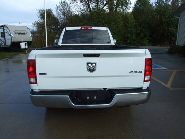 2016 Ram 1500 SLT Long Bed 4x4- 1 owner company truck from Montana! for sale in Vinton, IA – photo 4