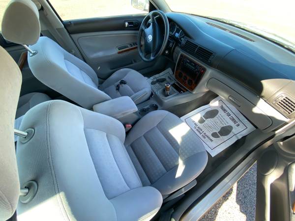 2001 Volkswagen Passat 57xxx mils only - cars & trucks - by owner -... for sale in Albuquerque, NM – photo 19