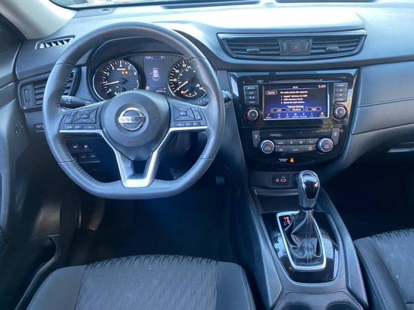 2018 Nissan Rogue AWD SV - - by dealer - vehicle for sale in Jamaica, NY – photo 18