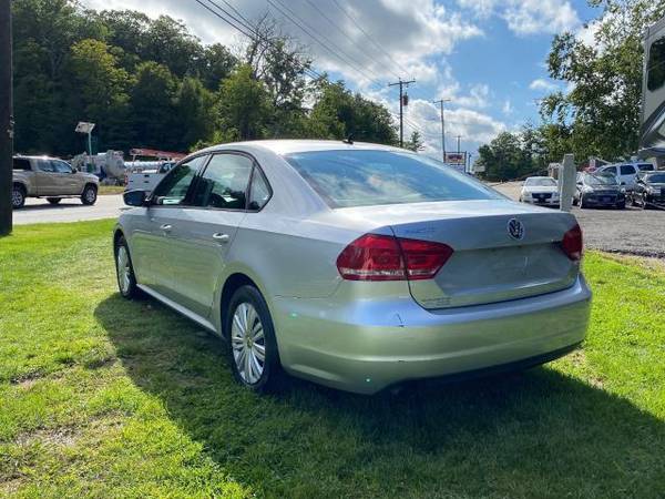 2015 Volkswagen Passat 4dr Sdn 1.8T Auto S PZEV - cars & trucks - by... for sale in Charlton, MA – photo 9