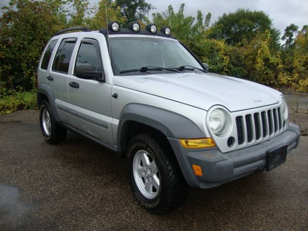 2005 Jeep Liberty 4X4 Diesel (1 Owner/Low Miles) for sale in Kenosha, MN – photo 14