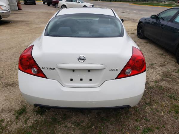 2009 Nissan Altima 2 5 S Cpe - - by dealer - vehicle for sale in Waverly, IA – photo 4