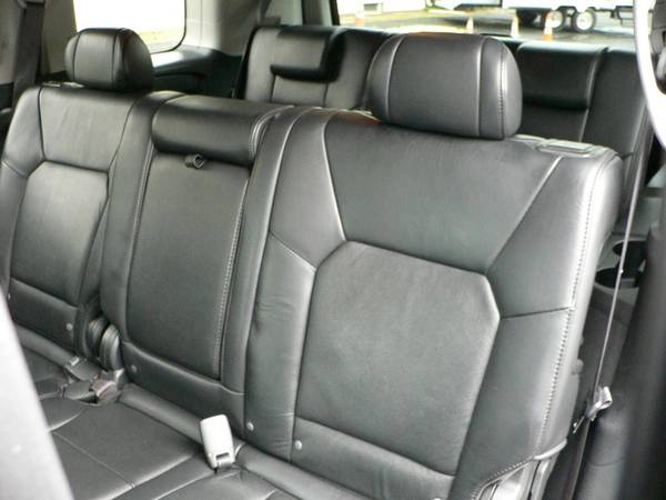 11 Honda Pilot EXL, Leather, Sunroof, DVD, Only 129K! Mint! We Finance for sale in binghamton, NY – photo 14
