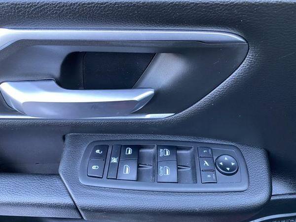 2019 Ram 1500 Crew Cab Big Horn Pickup 4D 5 1/2 ft Family Owned!... for sale in Fremont, NE – photo 21