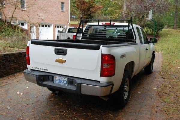 2013 Chevrolet 1500, Ext Cab, 4WD, White 46k miles for sale in Morrisville, NC – photo 4