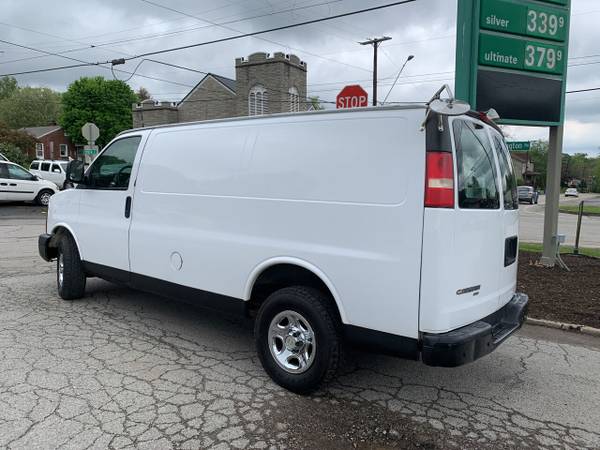 2007 Chevy Express 1500 Cargo Van All Wheel Drive for sale in Beaver Falls, PA – photo 3
