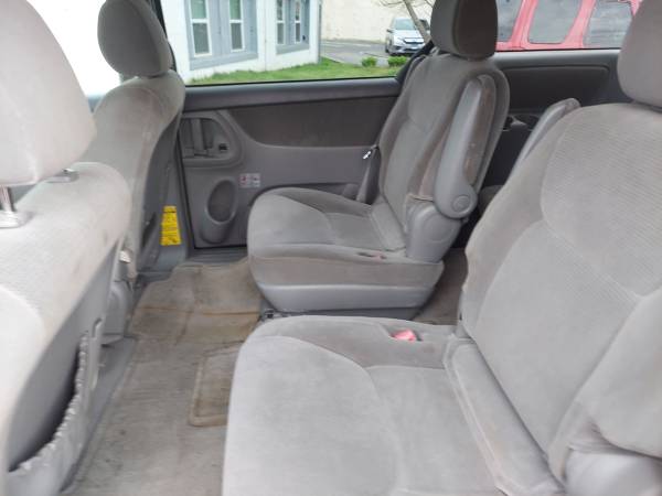 2004 toyota sienna le passenger van - - by dealer for sale in New Haven, CT – photo 8