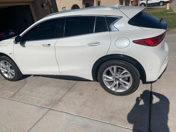 2017 infinity qx30 - cars & trucks - by owner - vehicle automotive... for sale in Heber, CA – photo 3