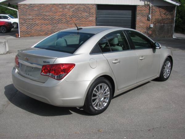 2013 CHEVY CRUZE ECO...4CYL 6SPD MANAUL..ENJOY 4O+ MPG!!!! for sale in Knoxville, TN – photo 6