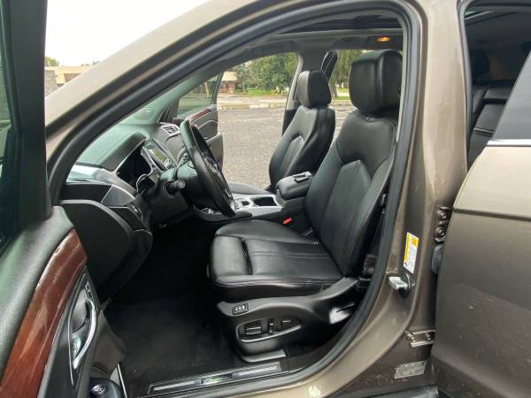 2015 Cadillac SRX Luxury Edition 3.6L V6 Mint Condition for sale in Romulus, MI – photo 9