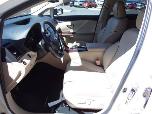 2011 Toyota Venza Blizzard Pearl Amazing Value! for sale in Bend, OR – photo 13