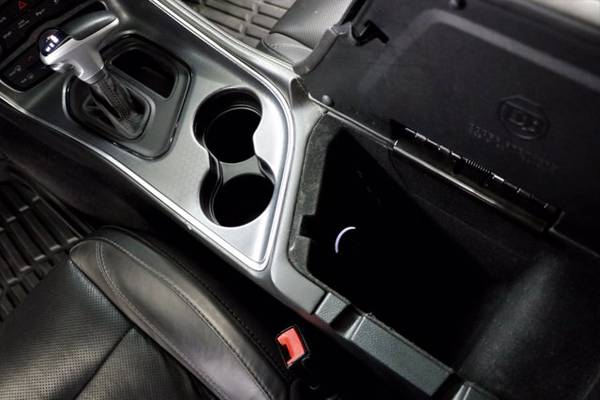5 7L V8 HEMI - SUNROOF Black 2017 Dodge Challenger R/T Plus GPS for sale in Clinton, KS – photo 17