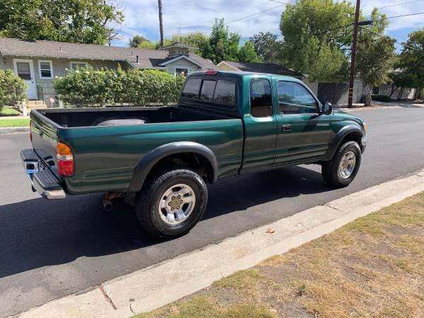 Toyota Tacoma pre runner extra cab v6 auto trans for sale in Valley Village, CA – photo 6