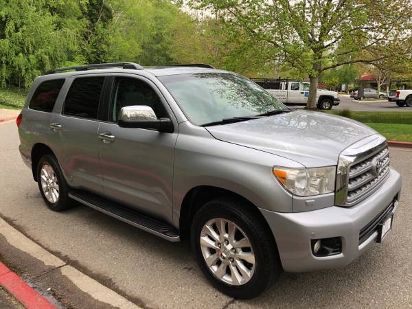 2011 Toyota Sequoia Platinum 4WD - Navi, DVD, 1owner, clean title for sale in Kirkland, WA – photo 3