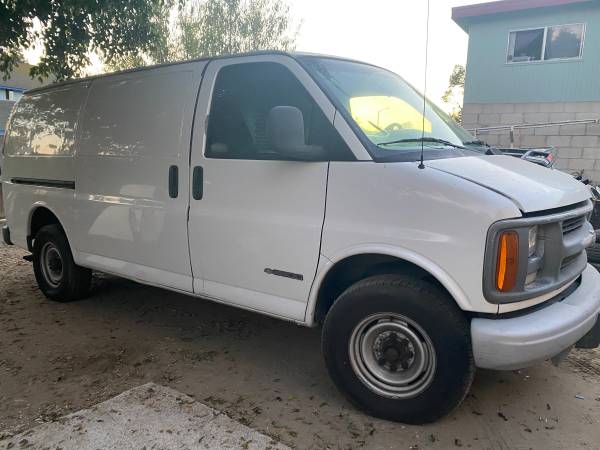02 Chevy Van Express 3500 - cars & trucks - by owner - vehicle... for sale in Los Angeles, CA – photo 2